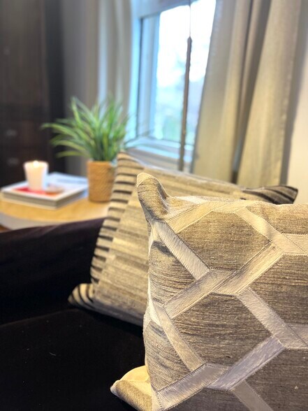 Living Room - 250 E Market St