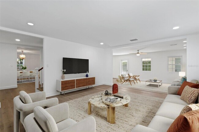 Building Photo - 4704 W Brookwood Dr