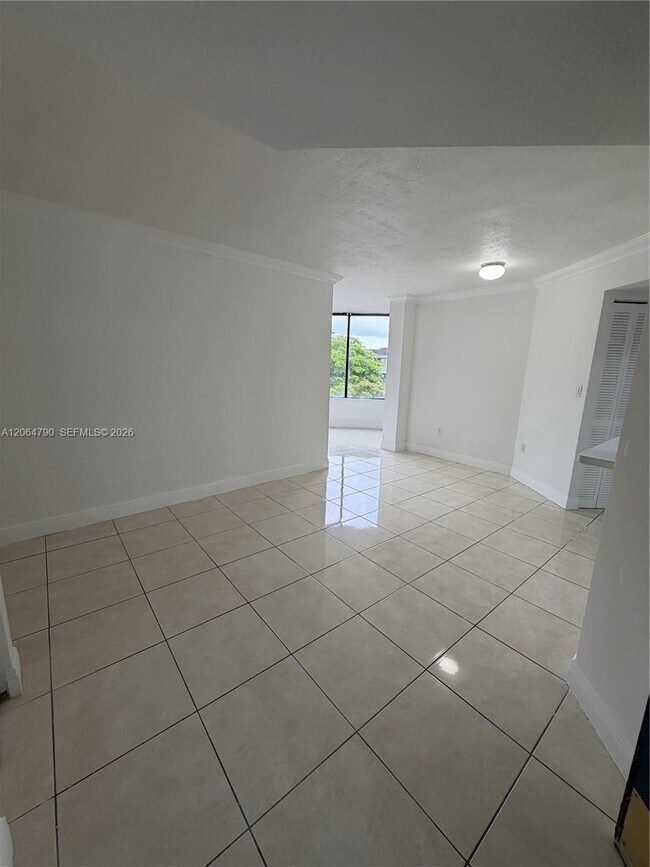 Building Photo - 8305 SW 152nd Ave
