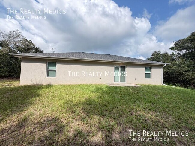 Building Photo - 2736 SW 161st Loop