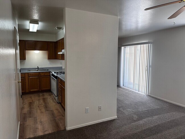 Building Photo - 3329 Armour Ln