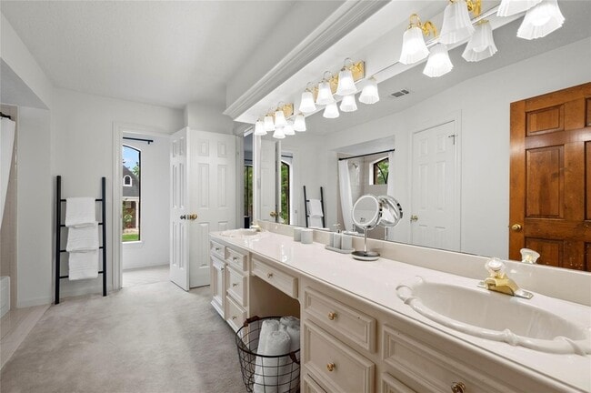 Building Photo - 14022 Champions Hamlet Ct