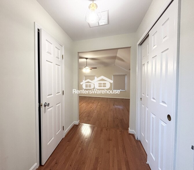 Building Photo - 10206 Sunway Terrace