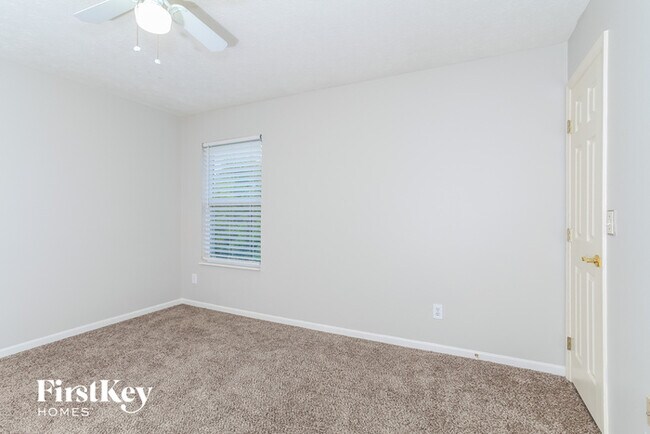 Building Photo - 6278 Maple Grove