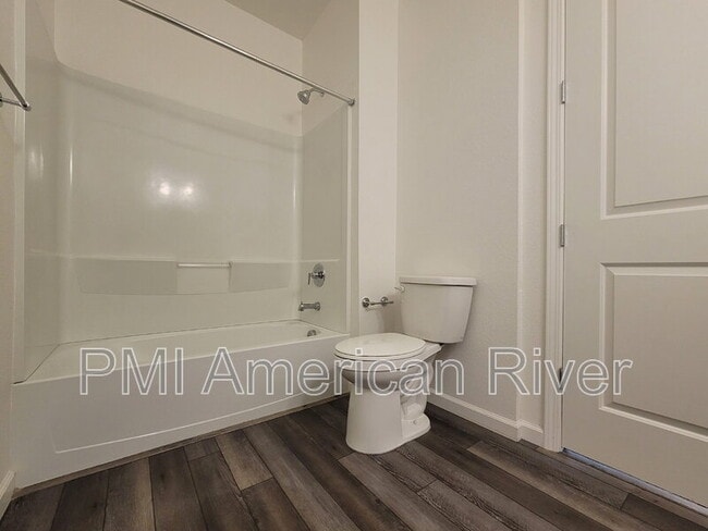 Building Photo - 4371 Garonne Walk