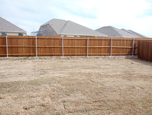 Building Photo - 5119 Winterberry Dr