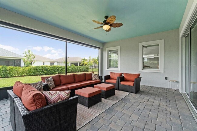 Building Photo - 5013 E Fountainwood Dr