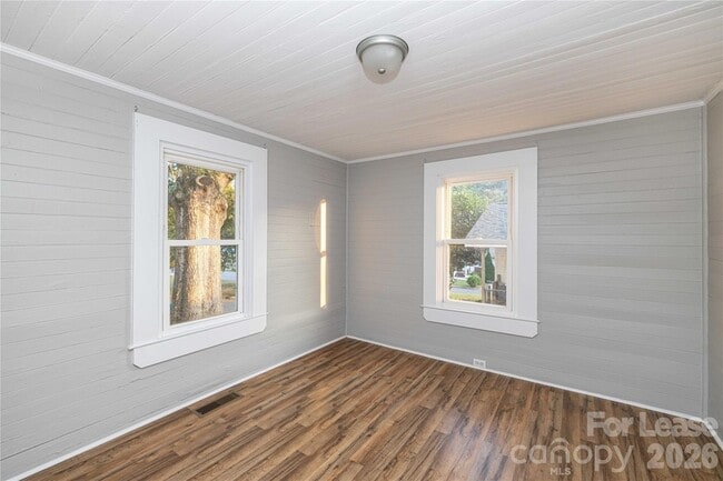 Building Photo - 109 Cleveland Ave