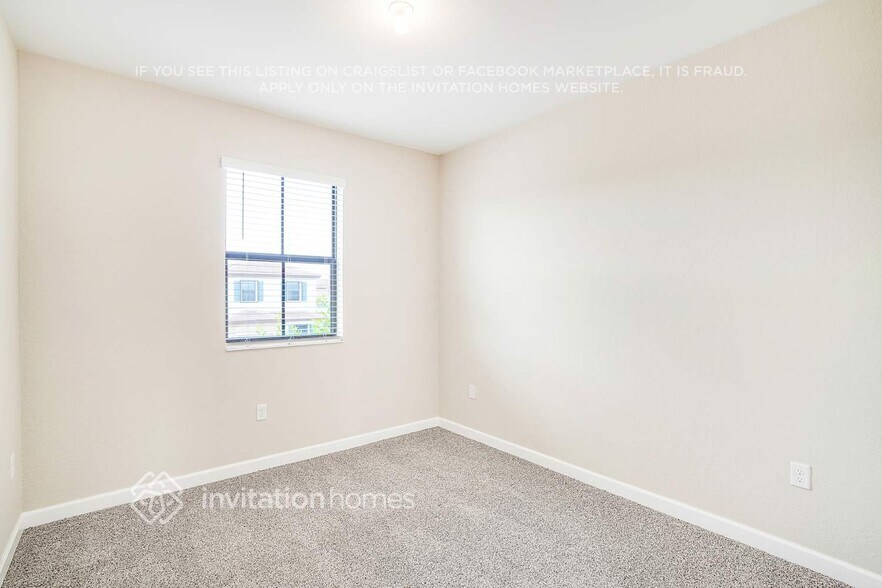 Building Photo - 3408 W 109th Pl