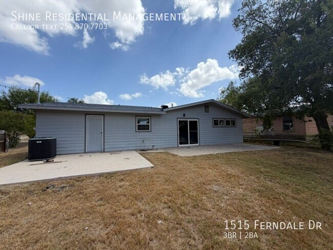 Building Photo - 1515 Ferndale Dr