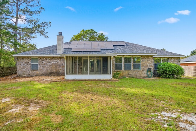 Building Photo - 2490 Pepper Dr