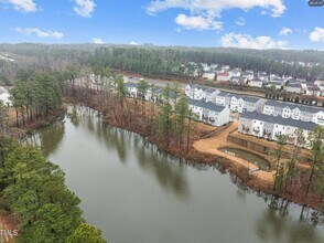 Building Photo - 1052 Shoreside Dr