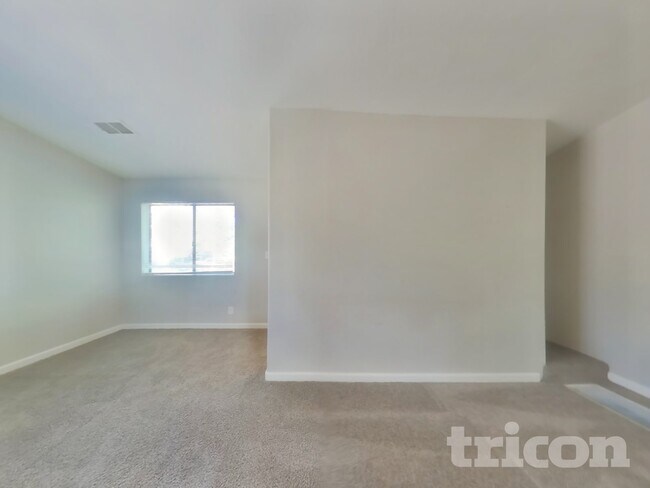 Building Photo - 1165 Buena Vista Ave