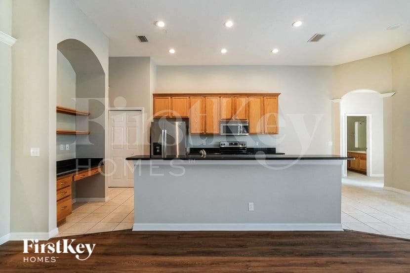 Building Photo - 11737 Summer Springs Dr