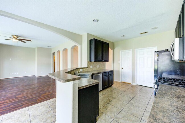 Building Photo - 20710 Falcon Hill St