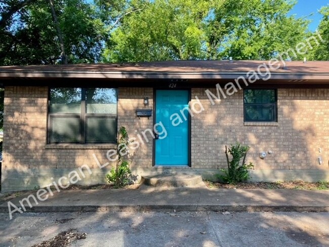 Primary Photo - Charming 2-Bedroom 1-Bath Duplex Unit Avai...