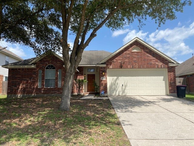 Primary Photo - 4410 Green Orchard Dr