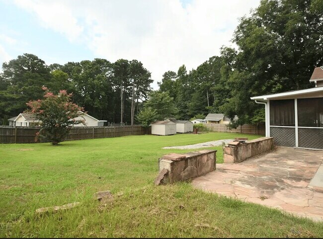 Building Photo - 1495 Haynes Ct SW