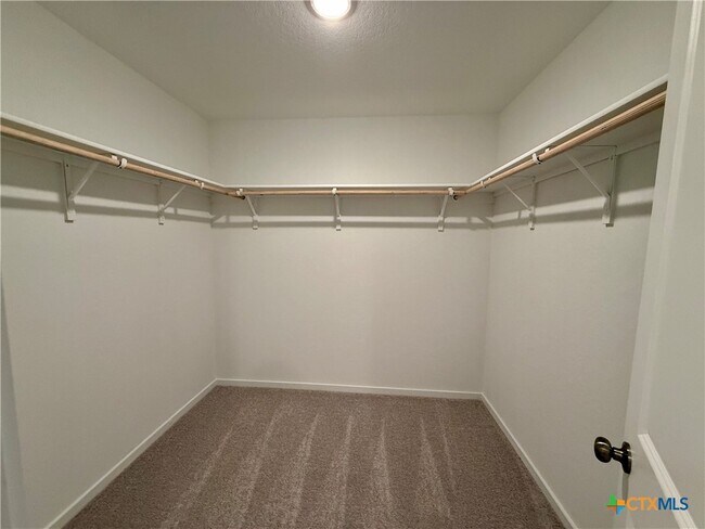 Building Photo - 3175 Dispatch Dr