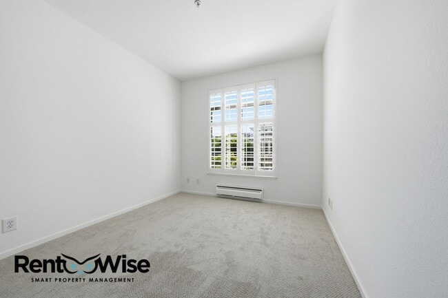 Building Photo - 2060 Sutter St