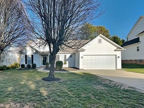 Building Photo - 14642 Eastgrove Dr