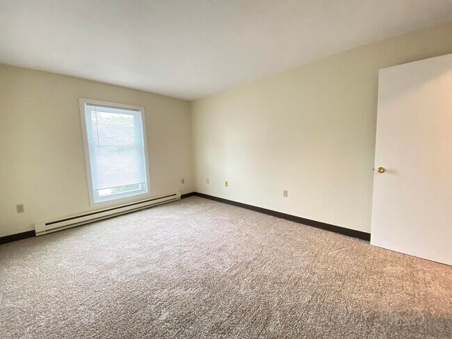 Building Photo - 155 Eastern Ave