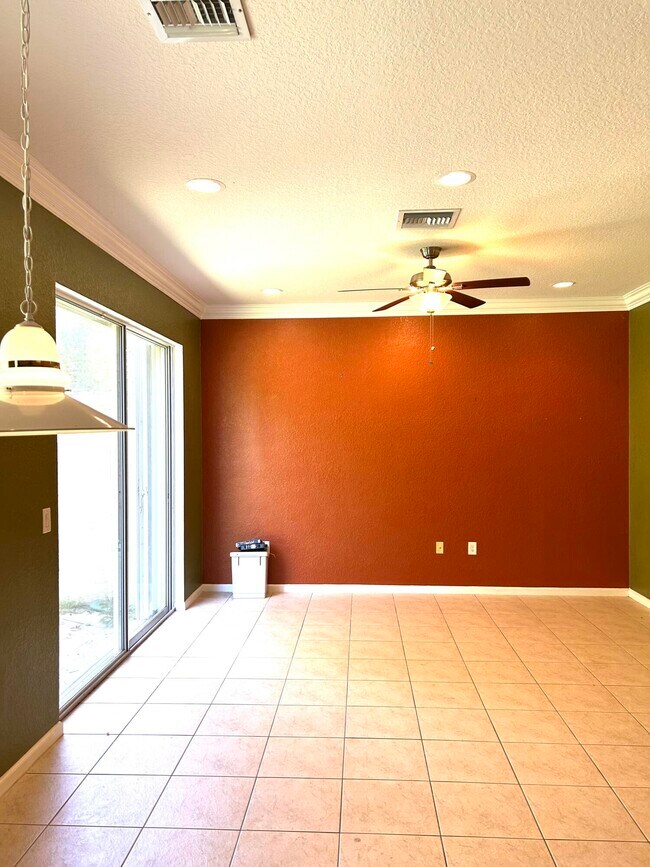 Building Photo - 10779 Paperbark Pl