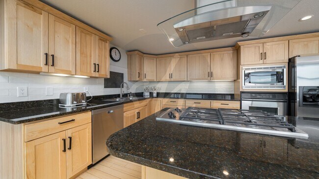 Building Photo - Citywalk Penthouse in Downtown Colorado Springs