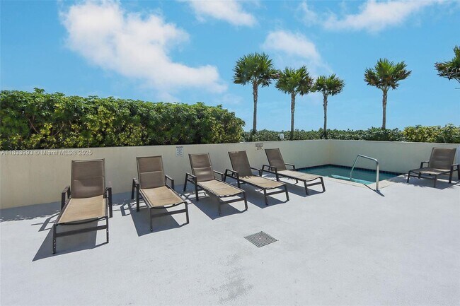 Building Photo - 7290 SW 90th St