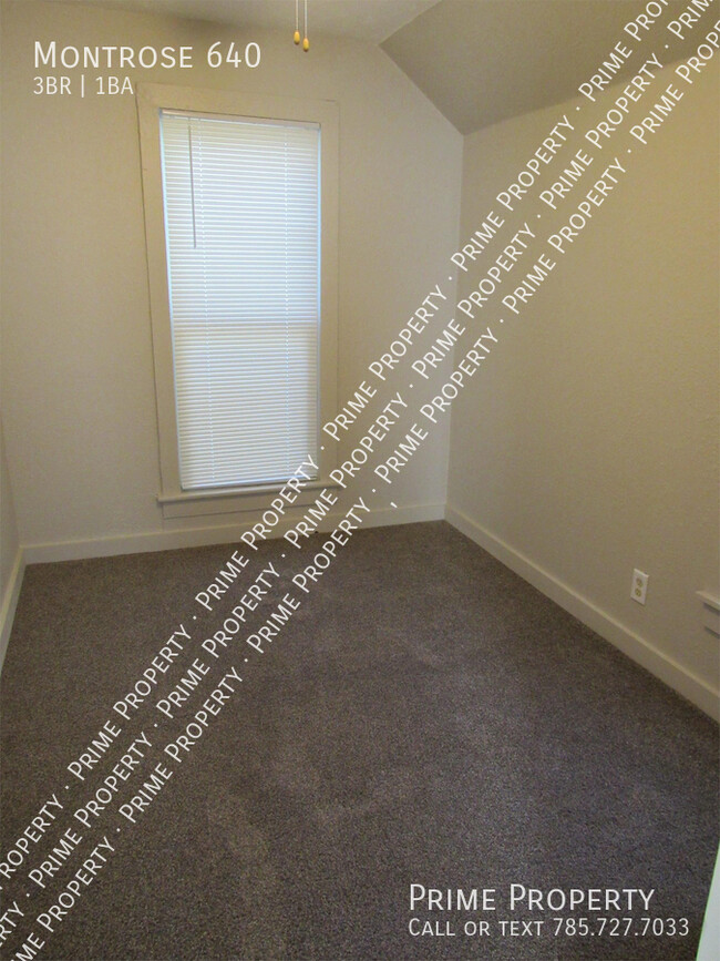 Building Photo - Montrose 640-