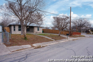 Building Photo - 1723 Socorro St