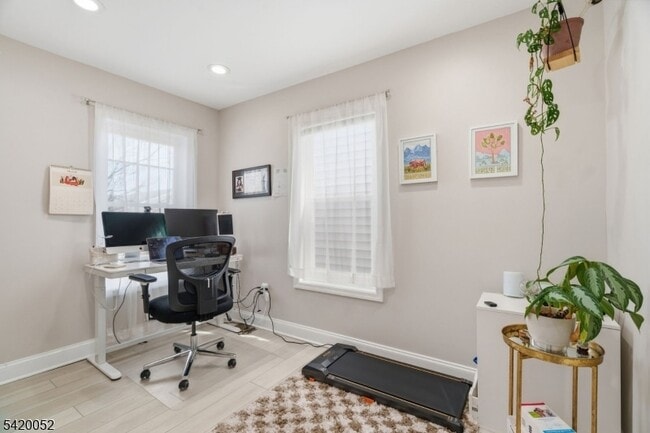 Building Photo - 87 Madison Ave