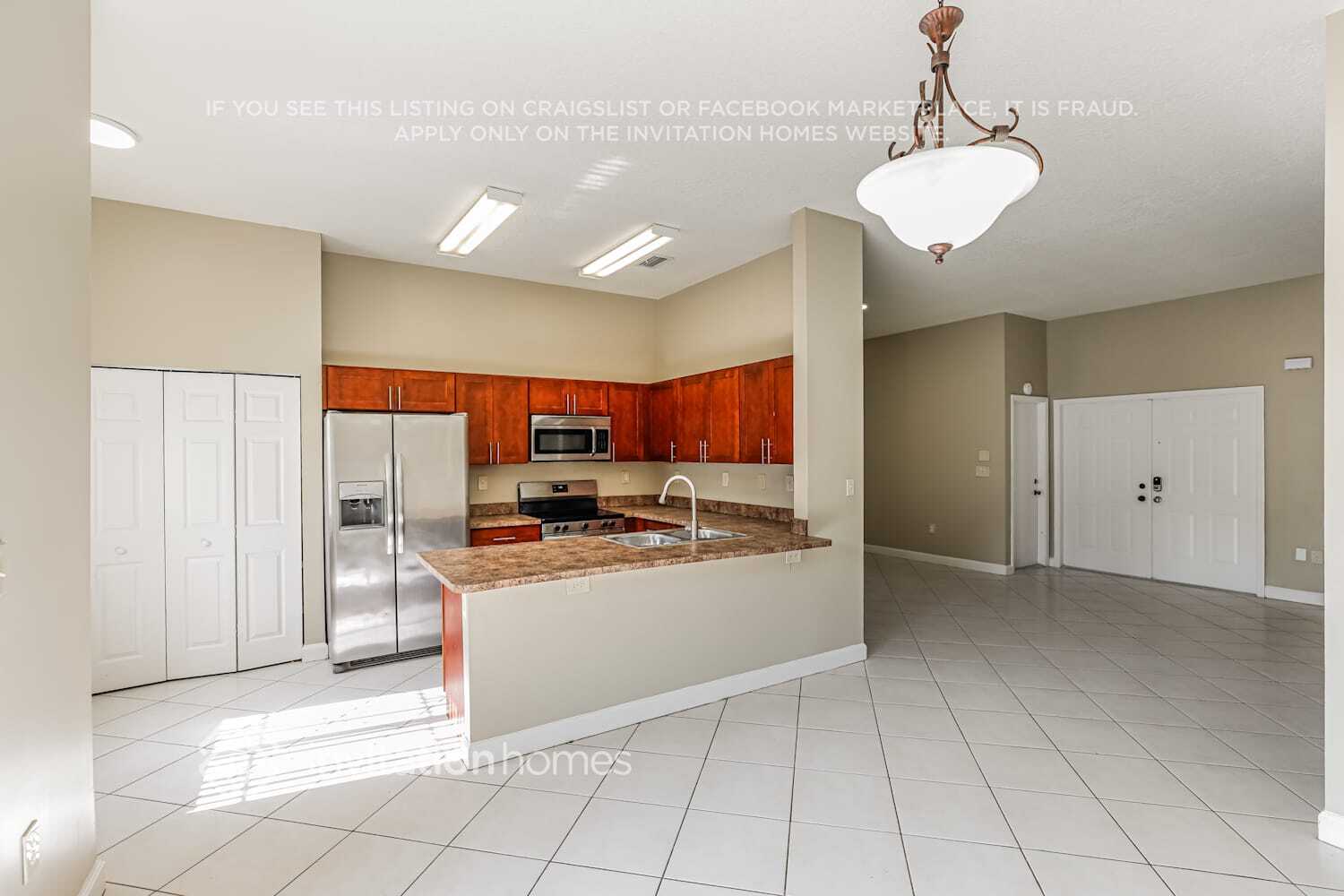 Building Photo - 14146 SW 160th Ct