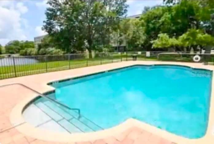 Building Photo - 701 S Madison Ave