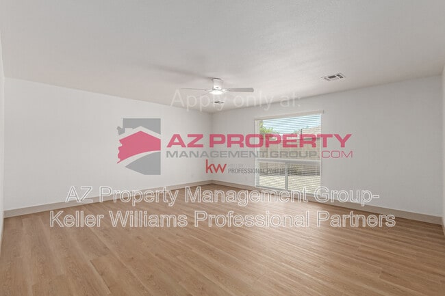 Building Photo - 7660 W Palmaire Ave