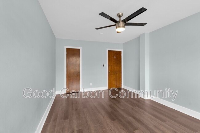 Building Photo - 20 E Morris Ave