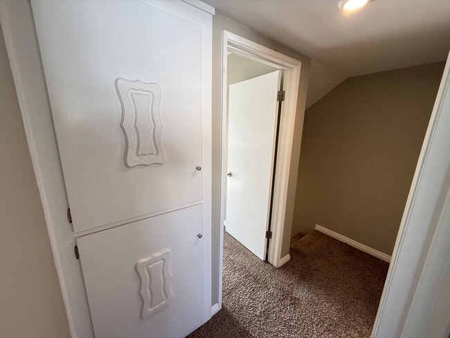 Building Photo - 4038 Argyle Dr