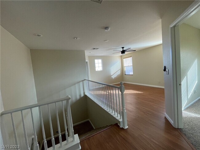 Building Photo - 2435 Ember Mist Ct