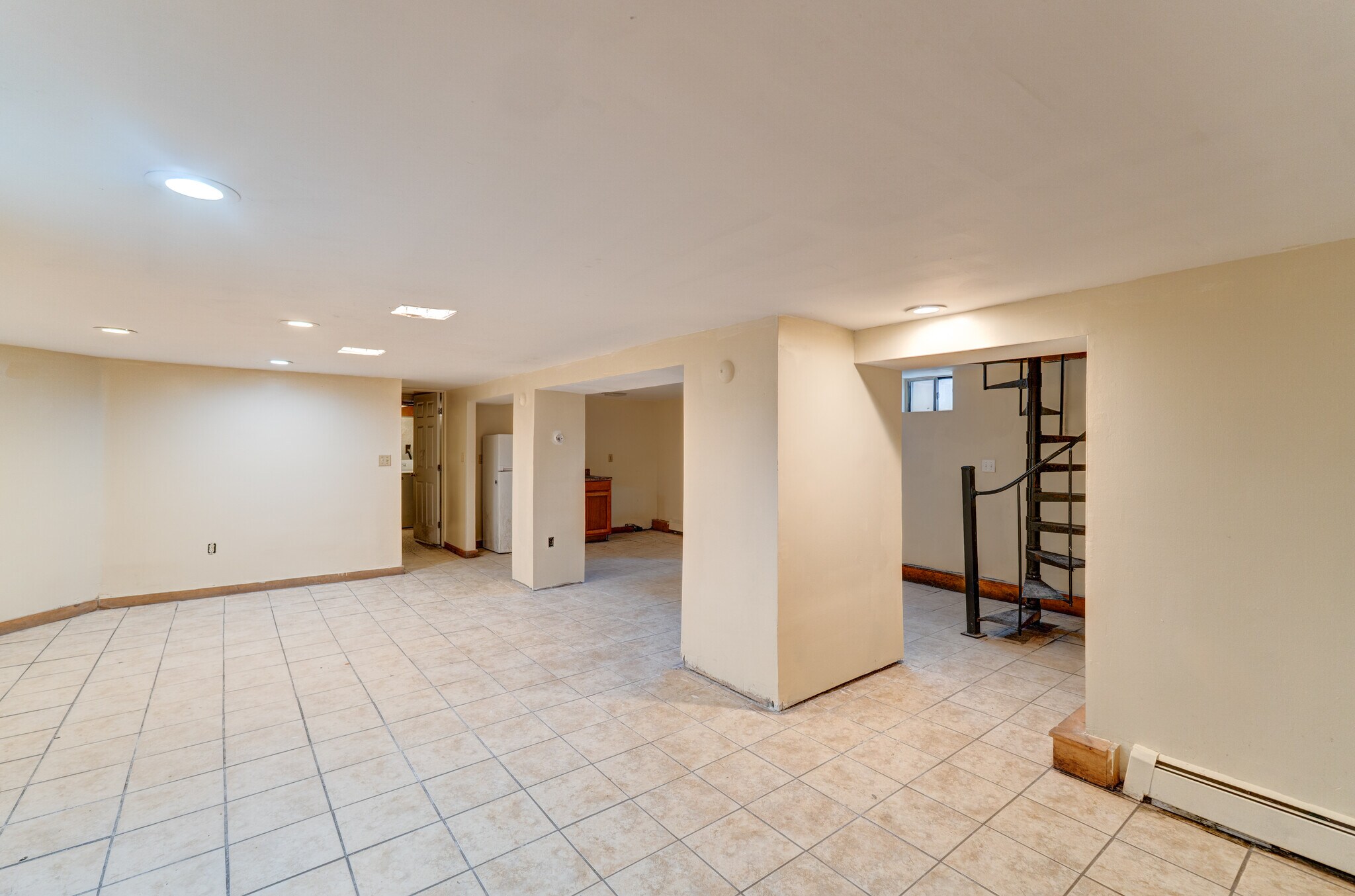 Building Photo - 26 Lynwood Pl