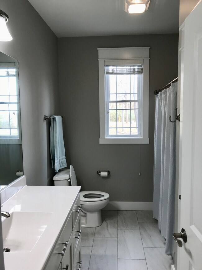Bathroom 2 - 1708 W Ezekiel Dr