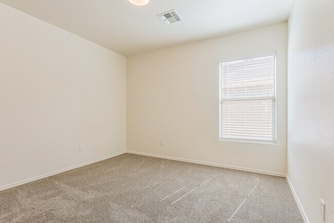 Building Photo - 3113 W Hayden Peak Dr
