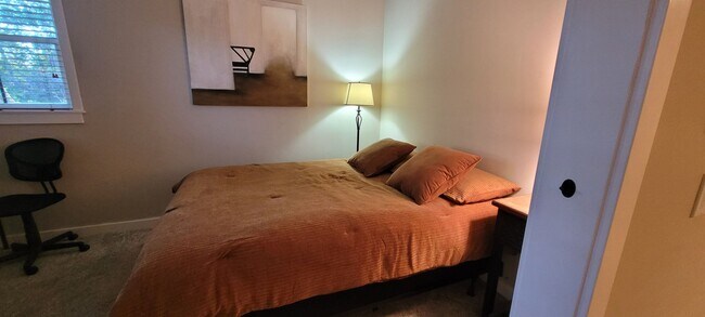 Building Photo - Monterra Delight on Main floor fully furni...
