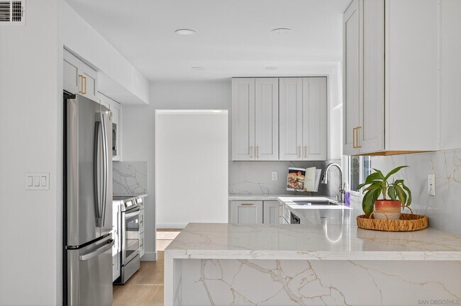 Building Photo - 4060 Rosarita Dr