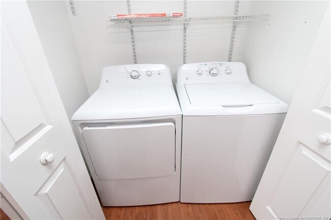 Building Photo - 5425 Golden Moss Trail