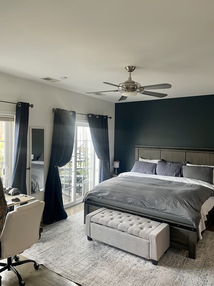 Building Photo - 1517 N Ashland Ave