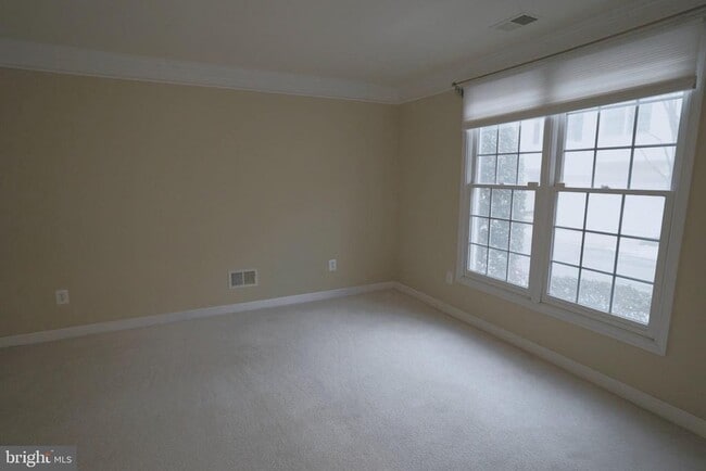 Building Photo - 1609 Leeds Castle Dr