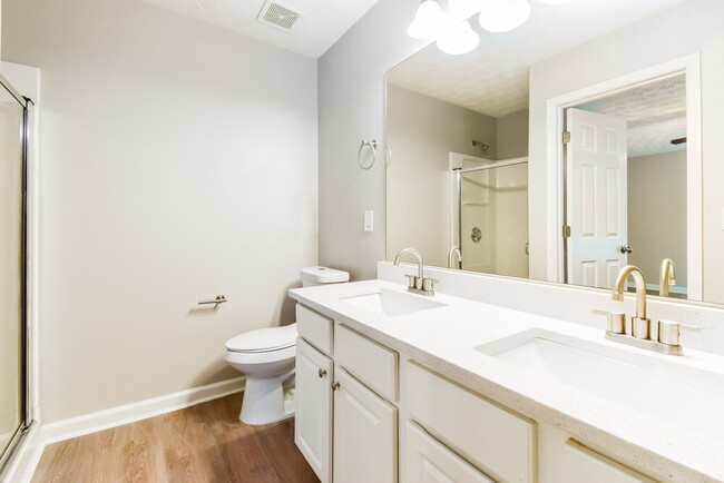 Building Photo - 1563 River Main Ct