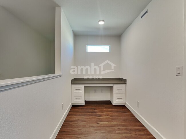 Building Photo - 2737 Fierce Star Ave