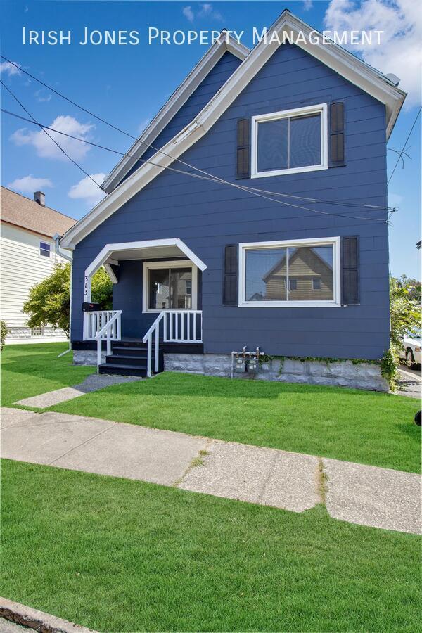 Primary Photo - 313 Fenton St