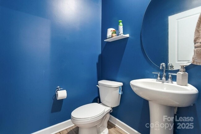 Building Photo - 613 Cedar Knoll Cir